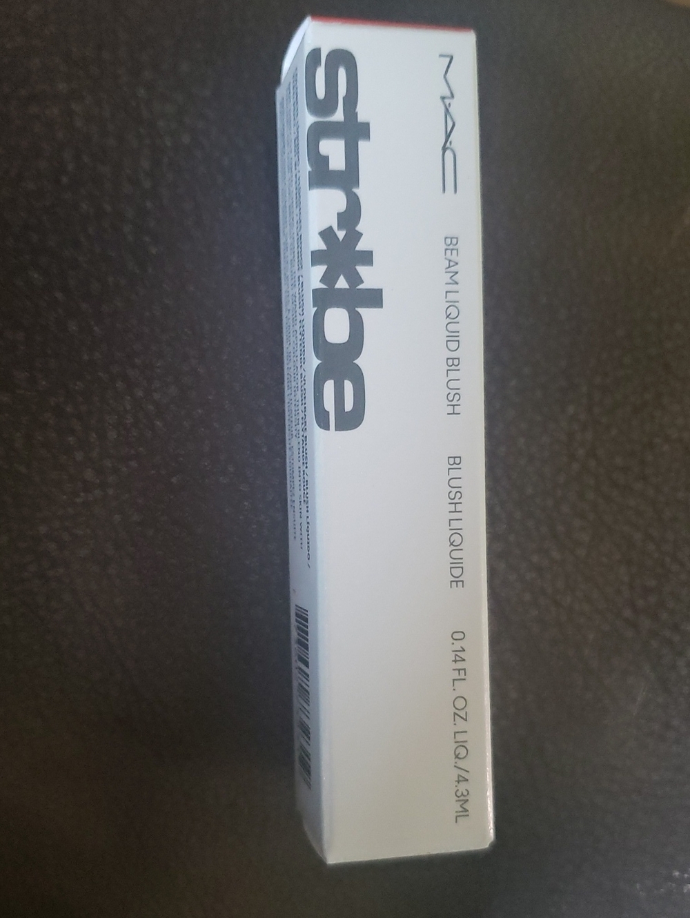 MAC Struckbe Beam Liquid Blush in White Packaging